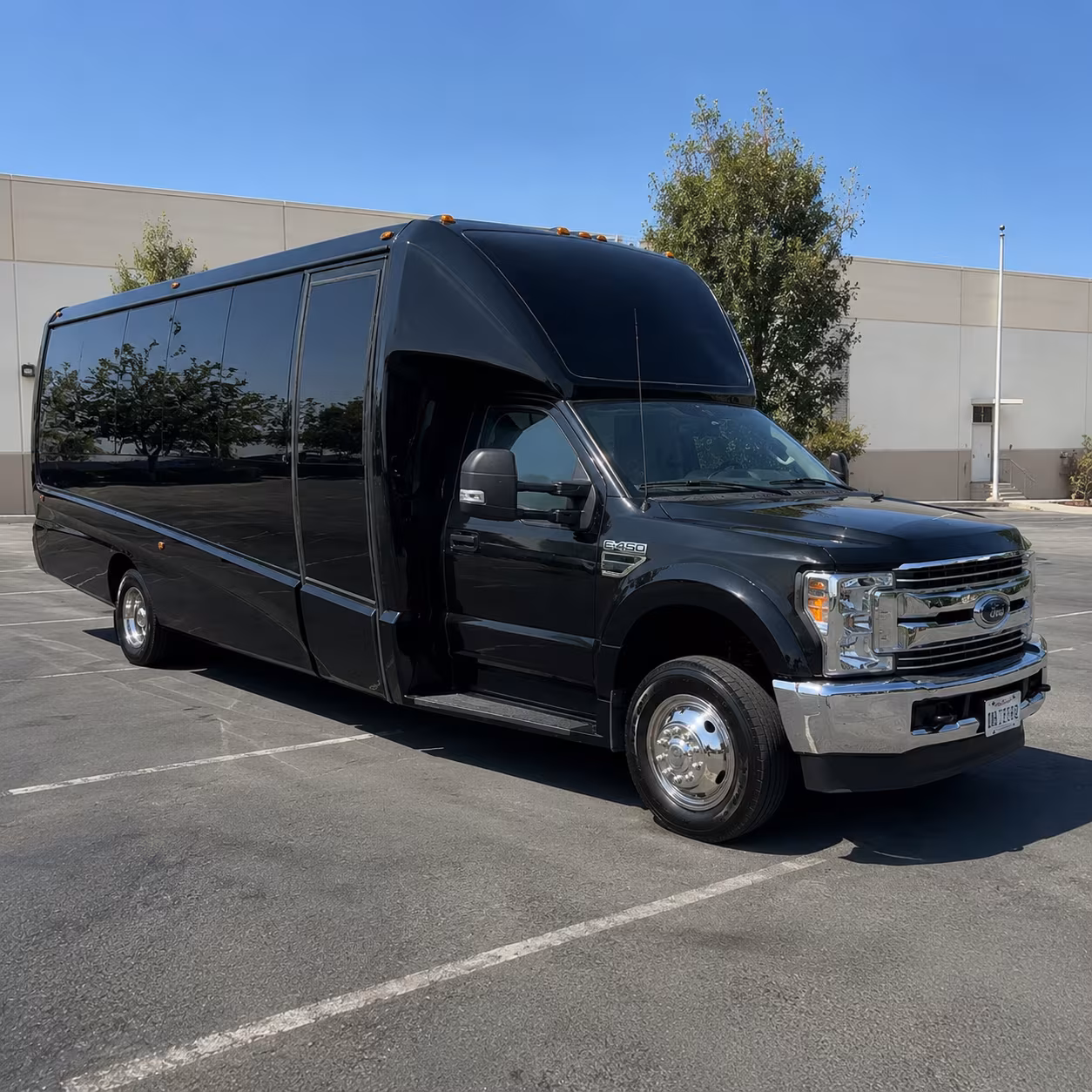 Montgomery Winery Tour & Pub Crawl Transportation party bus exterior