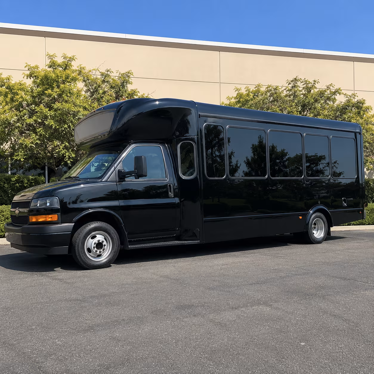Montgomery Winery Tour & Pub Crawl Transportation onboard seating